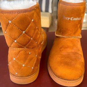 Juicy couture winter boots